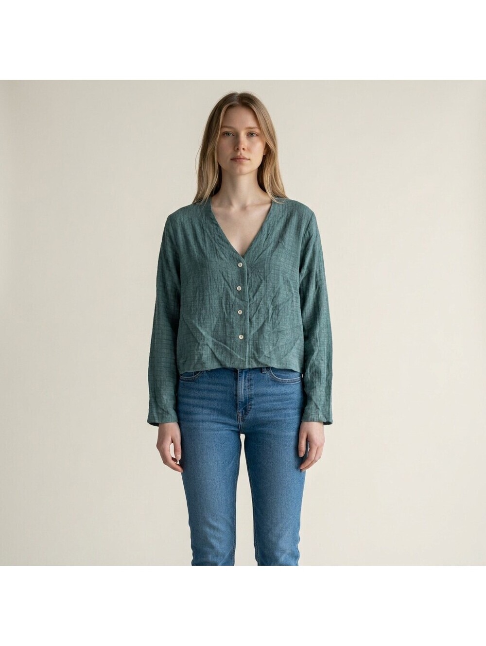 Rabbit Shirt Women 14 Green Button Up V-Neck Long Sleeve Rayon Casual Solid